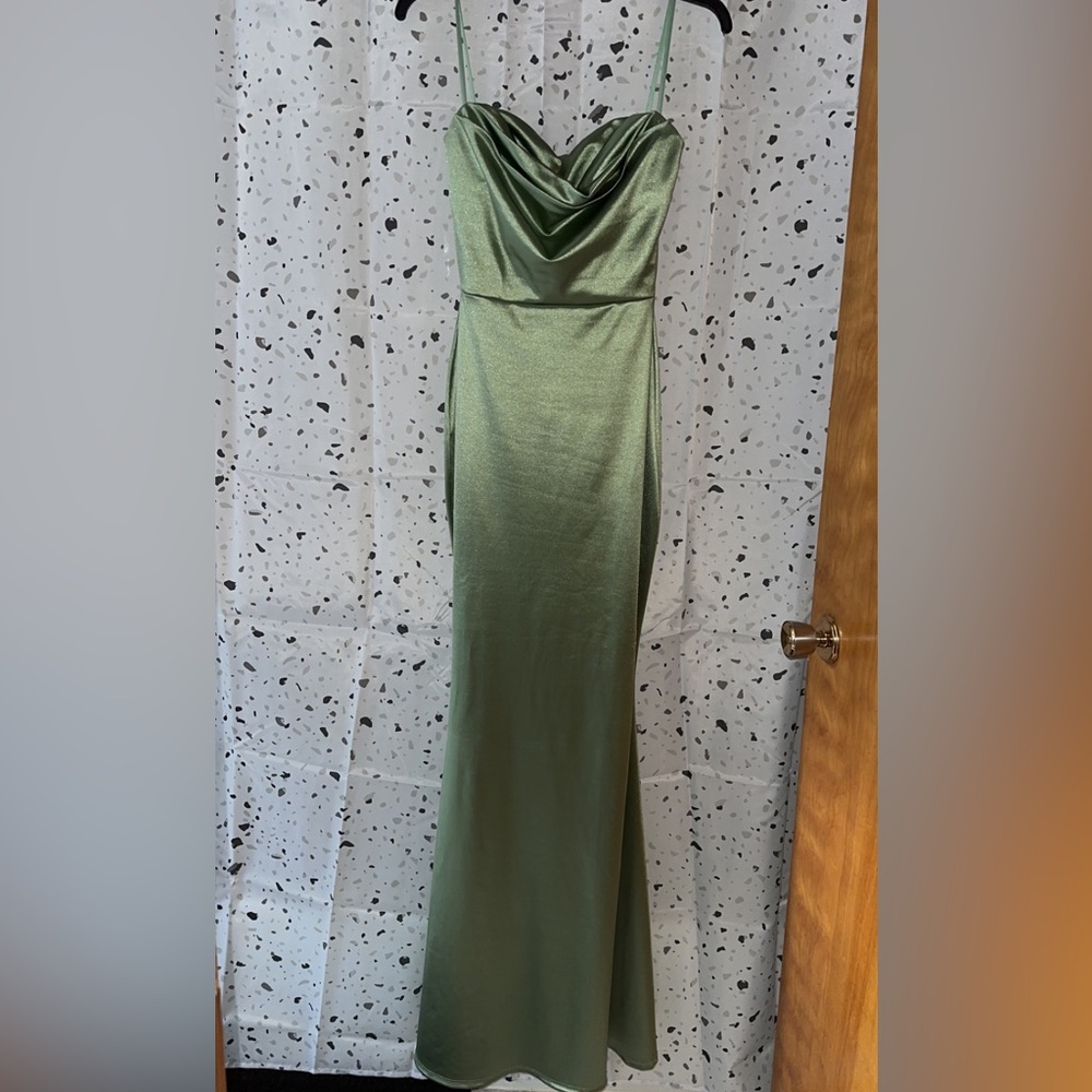 Windsor, size medium, maxi dress